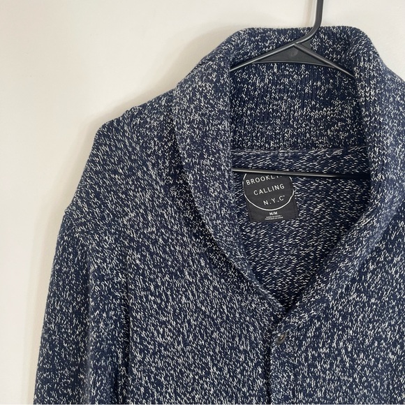 Brooklyn Calling NYC Cardigan - Picture 3 of 14